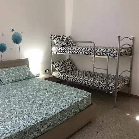 Da Vito E Lucia, Trilocale In Centro Storico *