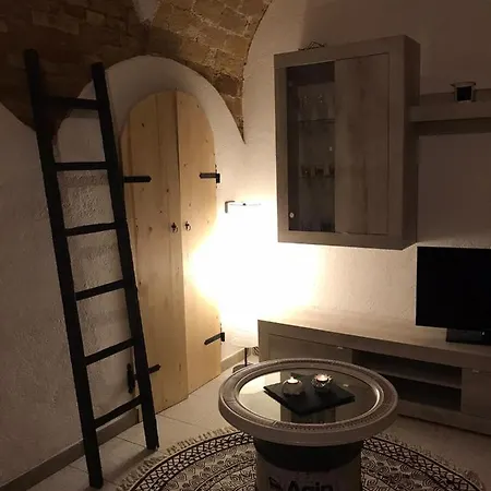 Lejlighed Da Vito E Lucia, Trilocale In Centro Storico *